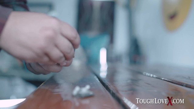 Жесткий секс в гараже - #2